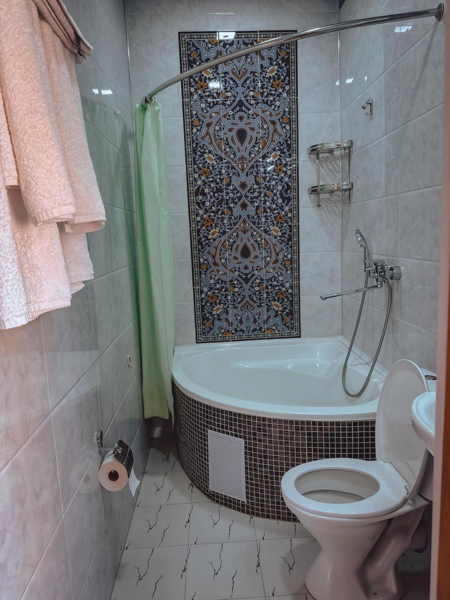 Old Gate Family Guest House Bukhara Bagian luar foto